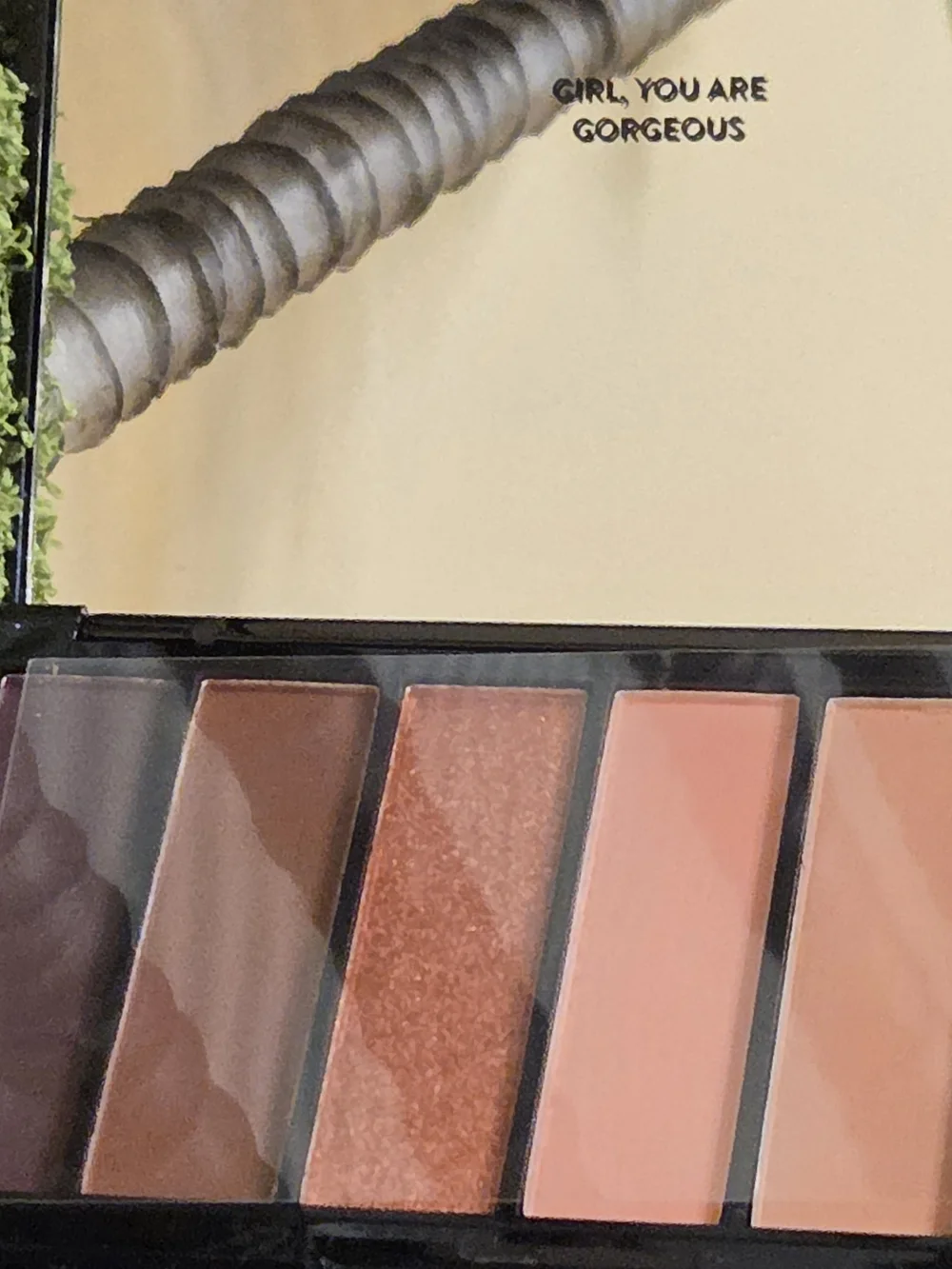 Laura Geller Dream Team Naked Ambition 6 Multi-Finish Eyeshadow Palette – NEW